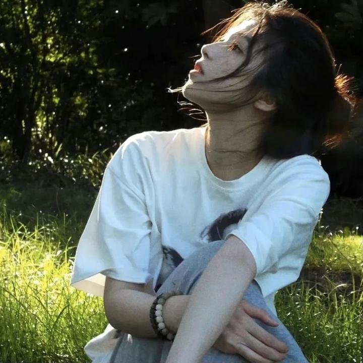 校草是女生